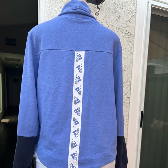 Adidas sweater - Picture 5 of 5